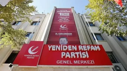 Yeniden Refah Partisi'nde istifa dalgası devam ediyor: 17 kişi daha partiden ayrıldı