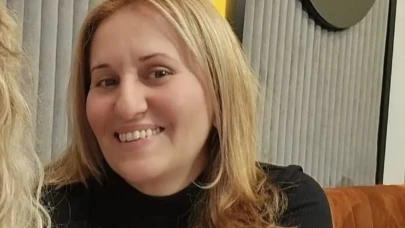 Yolda yürürken otomobilin çarptığı kadın hayatını kaybetti