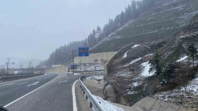 Ilgaz Dağı'nda kar yağışı etkili olmaya devam ediyor