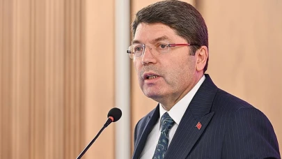 Bakan Tunç'tan avukatlara ilişkin açıklama!