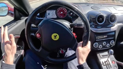Ferrari, manuel vites seçeneğini geri getiriyor