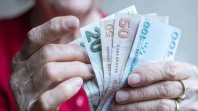 Emeklilerin bayram ikramiyesi fark ödemeleri bugün başlıyor