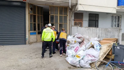 Bursa'da 4 yaşındaki çocuk, pencereden molozların üzerine düştü!