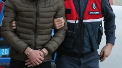 Jandarma şafak operasyonu ile 3 tefeciyi senetleriyle birlikte yakaladı
