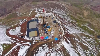Van'a 200 tonluk dev sondaj kulesi kuruldu! Petrol müjdesi yolda mı?
