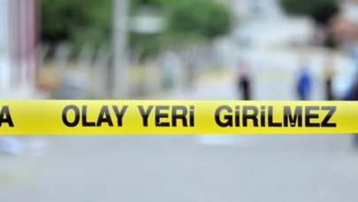 Sakarya'da dehşet anları! Adliye önünde kavga çıktı: 3 yaralı, 4 gözaltı