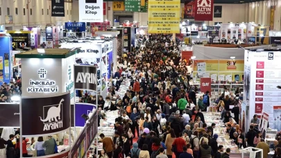 Bursa 22. Kitap Fuarı başladı: Edebiyatın kalbi Merinos AKKM’de atıyor