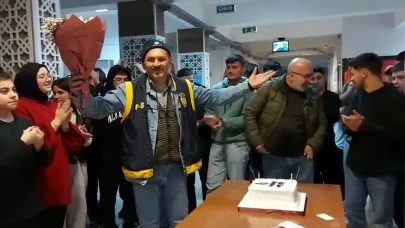 Okula kavga ihbarıyla geldi, gözlerine inanamadı! Polis memurunu duygulandıran jest