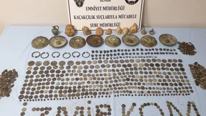 İzmir’de büyük tarihi eser operasyonu: 622 sikke ve 66 obje ele geçirildi!
