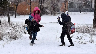 Yarın okullar tatil olacak mı? Gözler valilikte