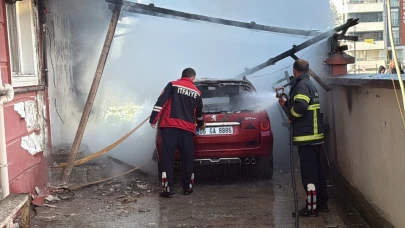 Tokat'ta panik anları: Park halindeki otomobil yandı!