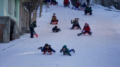 Ankara'da okullar tatil mi? 11 Nisan 2025 Ankara'da okullar tatil edildi mi?