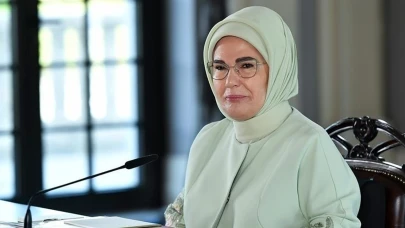 Emine Erdoğan, KADEM'in yeni yönetimini tebrik etti