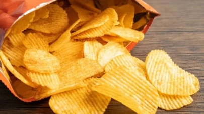 Sakın tüketmeyin! Ünlü cips markası sağlık riski taşıyor, raflardan toplanıyor!
