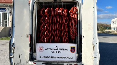 Afyonkarahisar’da etiketsiz sucuk ele geçirildi!