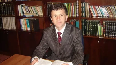 İlahi sanatçısı Emrullah Coşkun kimdir?