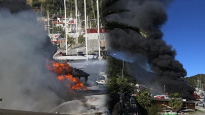 Fethiye'de ekipleri harekete geçiren yangın: 3 tekne küle döndü!