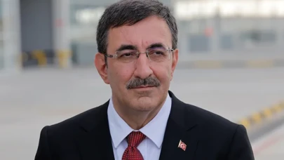 Cumhurbaşkanı Yardımcısı'ndan ülkenin gerçek gündemine ilişkin paylaşım
