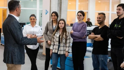 TRT Akademi’den yeni nesil gazetecilere dev eğitim: Temel Muhabirlik programı başlıyor