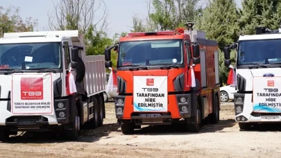 Türkiye Belediyeler Birliği 40 belediyeye 40 yeni araç hibe etti