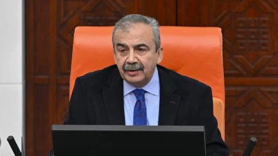 Sırrı Süreyya Önder kimdir? Sırrı Süreyya Önder kaç yaşında, nereli?