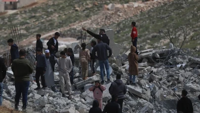 İsrail, Batı Şeria’da bir köyü daha yerle bir etti: Hıllet Daba tamamen yıkıldı