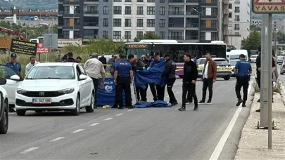 Sokak ortasında başından vurularak öldürüldü!