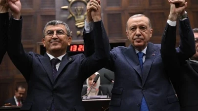 Hasan Ekici ve 4 belediye başkanı AK Parti'ye katıldı