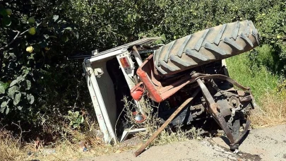 Traktörle oynamak isterken canından oldu