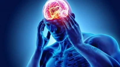 Bu hareketi yapamıyorsanız beyin sağlığınız tehlikede olabilir! 30 saniyelik testle felç riski ortaya çıkıyor