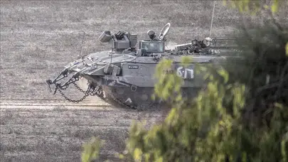 İsrail ordusu hac yolcularını taşıyan bir minibüse 'kasten' çarptı