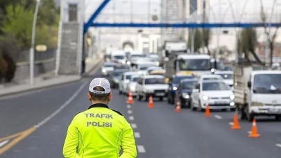 Trafik denetimlerinde 'çakar' kullanan sürücülere işlem yapıldı