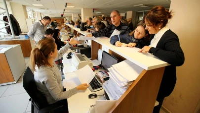 TBMM gündeminde bu hafta: Memurluk için yaş sınırı geliyor!