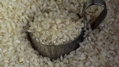 Japonya'da pirinç fiyatları uçtu, siyaset karıştı: Tarım Bakanı istifa etti!