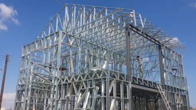 Depremlere karşı yeni umut çelik yapı mı?