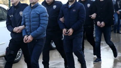 Adana merkezli dolandırıcılık operasyonu: 55 kişi tutuklandı!