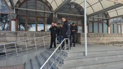 Cami minaresinde korkunç olay!