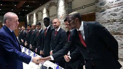 Galatasaray futbol takımından Cumhurbaşkanı Erdoğan'a ziyaret!