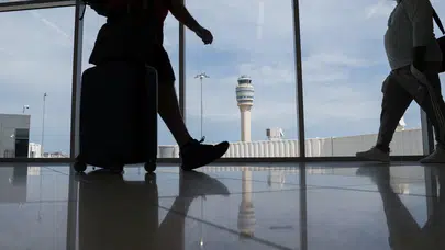 Amerikalılar ülkeyi terk ediyor