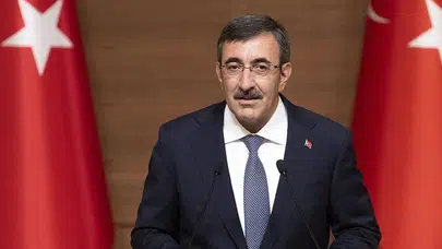 Cevdet Yılmaz duyurdu! Yeni anayasa için çalışmalar bayram öncesi başlıyor!