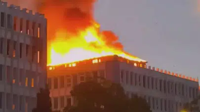 Kartal'da metruk binada yangın! Ekipler müdahale ediyor