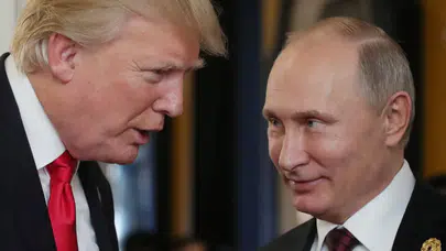 Putin ve Trump 50 dakika görüştü