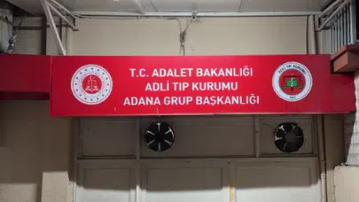 Adana'da kahreden kaza! Baba ve iki kızı can verdi