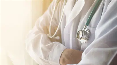 Aile hekimi raporları ücretli oldu: 2025 sağlık hizmetleri fiyat tarifesi açıklandı!