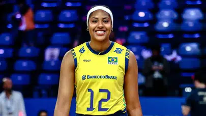 Milli yenilgi sonrası rakip oyuncuya övgü