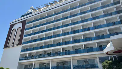 Alanya'da 5 yıldızlı otelde korkutan yangın! Turistler tahliye edildi