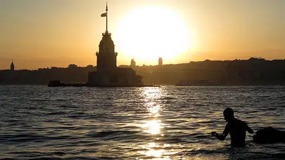 AKOM’dan İstanbul’a kavurucu sıcak uyarısı! Bu saatlerde dışarı çıkmayın!
