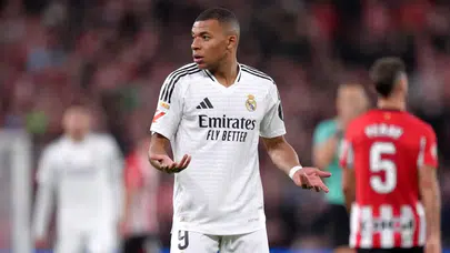 Hastaneye kaldırılan Kylian Mbappe'nin sağlık durumu nasıl?