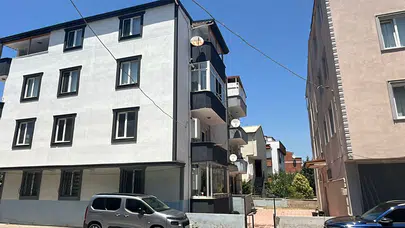 Kocaeli'de acı kaza: Balkondan düşen bebek ağır yaralandı!