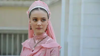 Mehmed Fetihler Sultanı'nda şaşırtan ayrılık: Esila Umut veda ediyor!